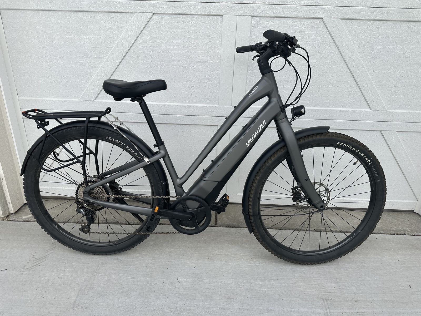 Specialized Turbo Como 4.0 low Entry e-bike 650B