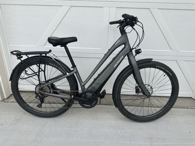 Specialized Turbo Como 4.0 low Entry e-bike 650B