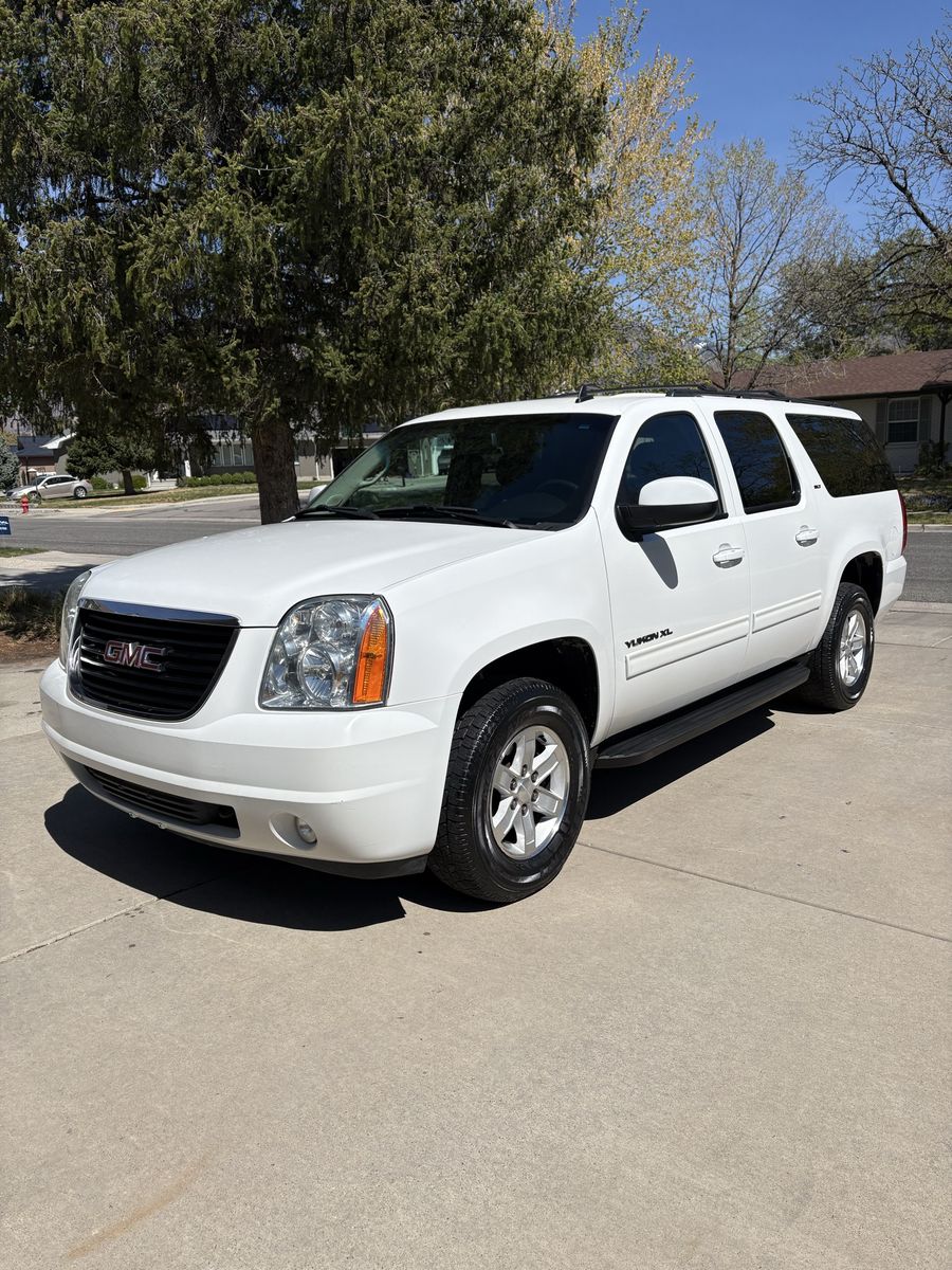 2013 GMC YUKON SLT 1500