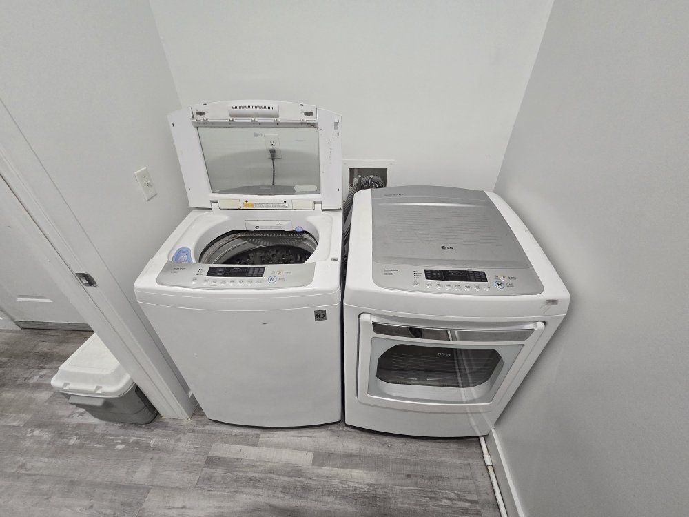 Washer & Dryer