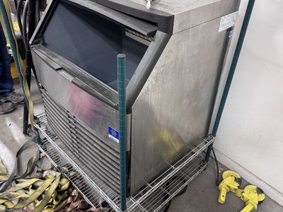 Commercial Ice Maker