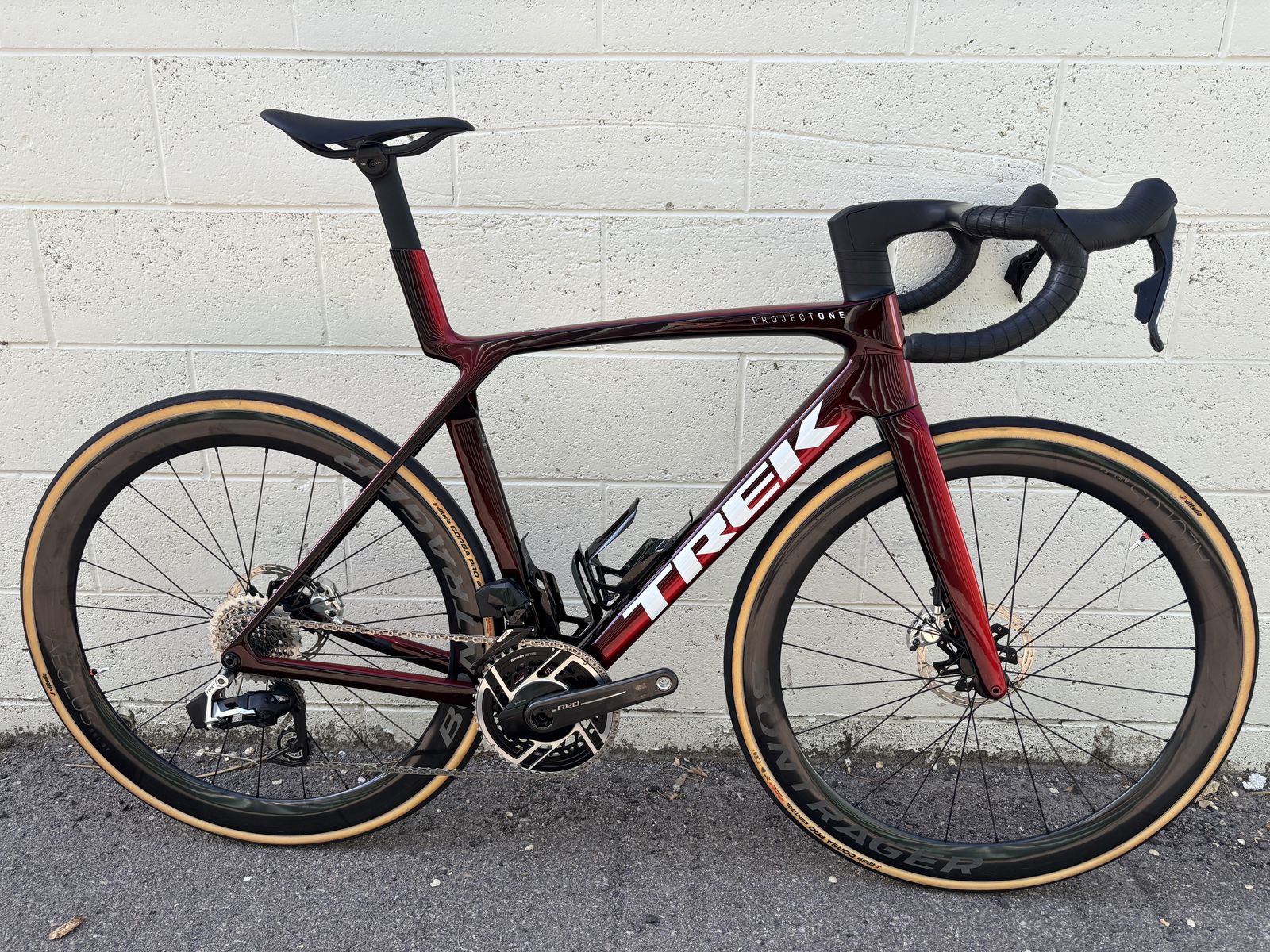2025 Trek Madone SLR 9 Gen 8 Project One; Size: M/L