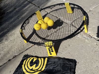 Spikeball Set w/ Extra Balls