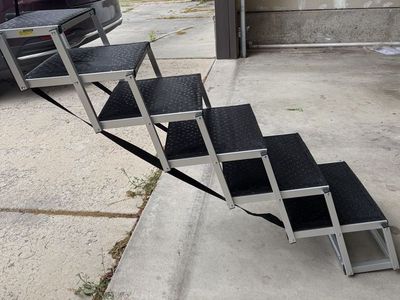 6-step dog stairs
