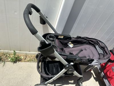Graco Modes Pramette DLX Travel System Stroller, Infant & Toddler, Black/Gray, Cupholders