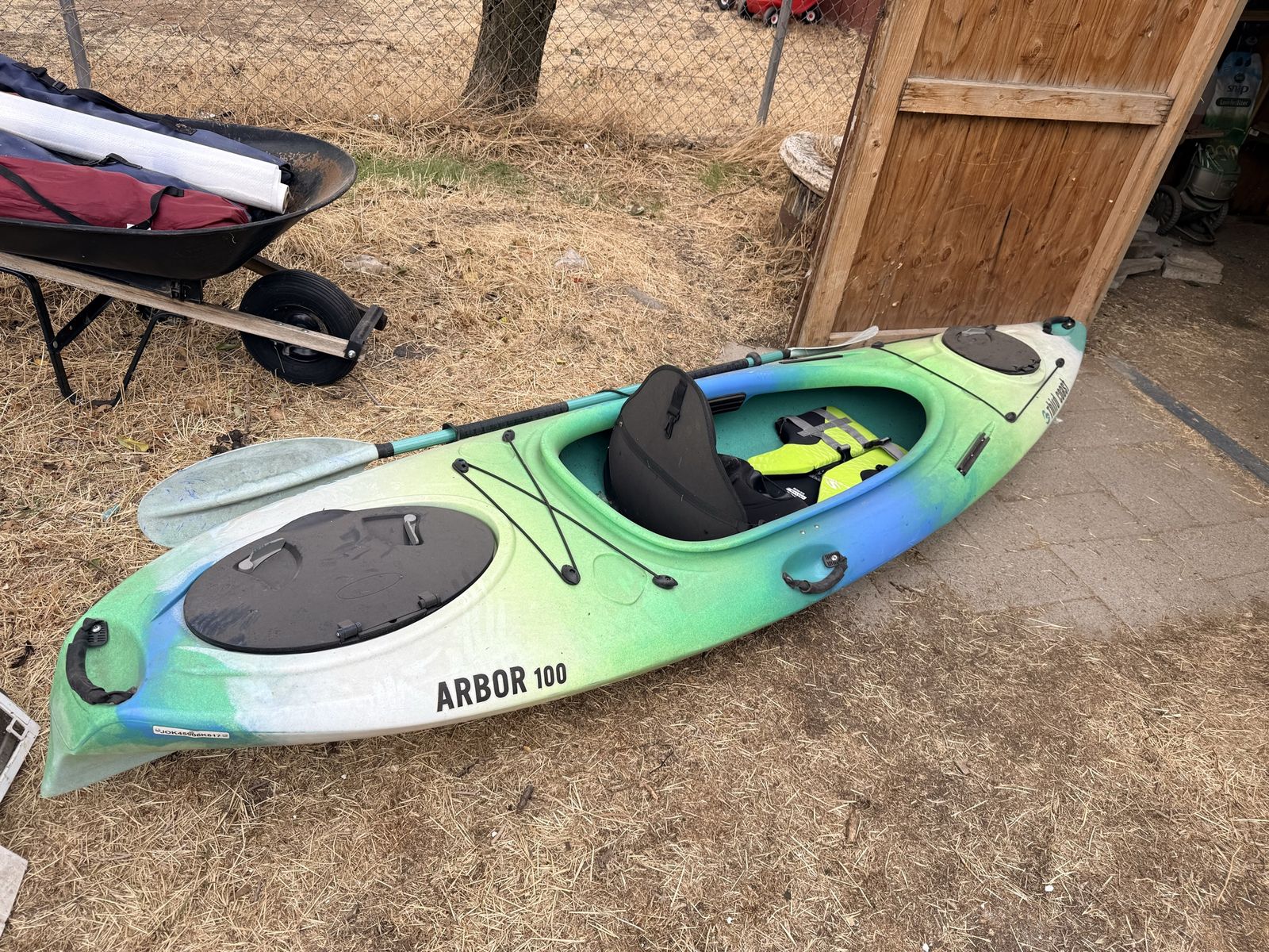 Third Coast Arbor 100 Kayak with Paddle and Life Vest