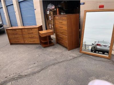 Vintage Mcm Furntiure Bedroom Set