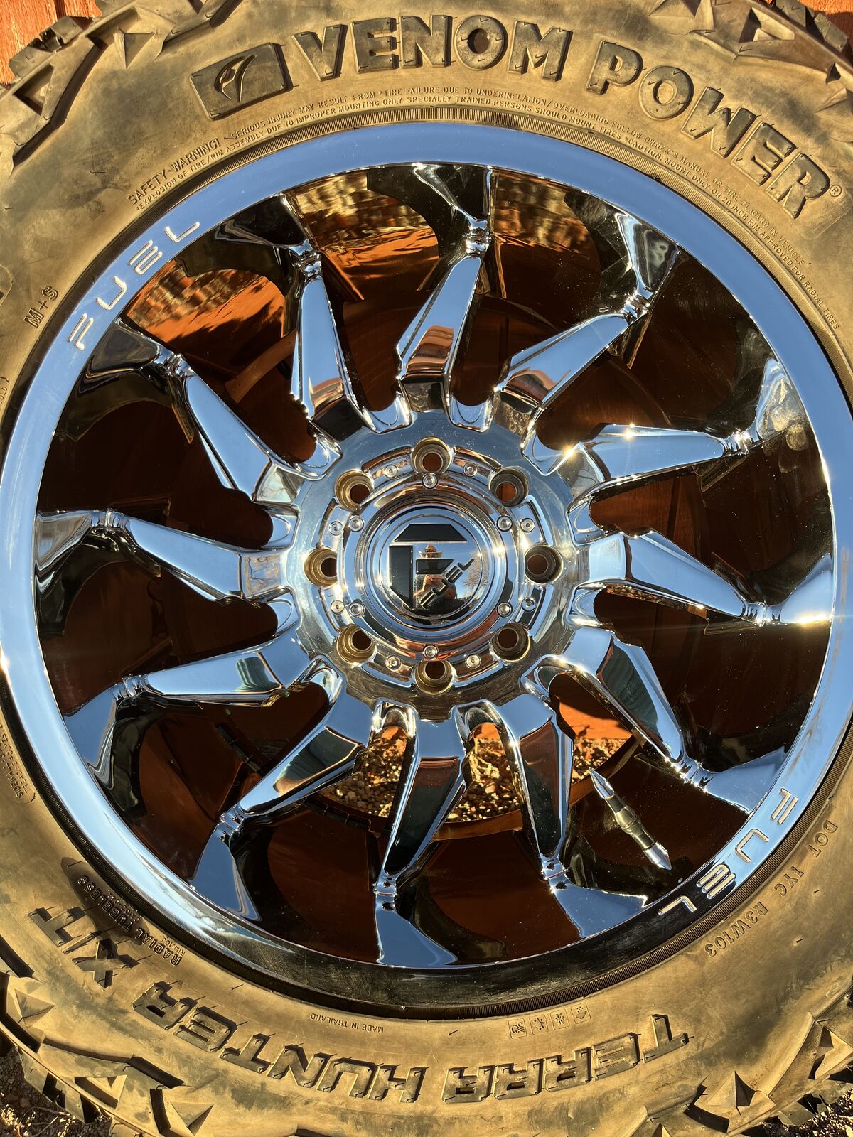 Fuel Wheels with Tires