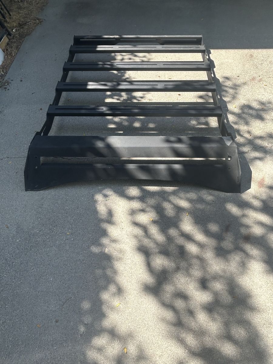 Rough country roof rack for Third GEN Tacoma barely used