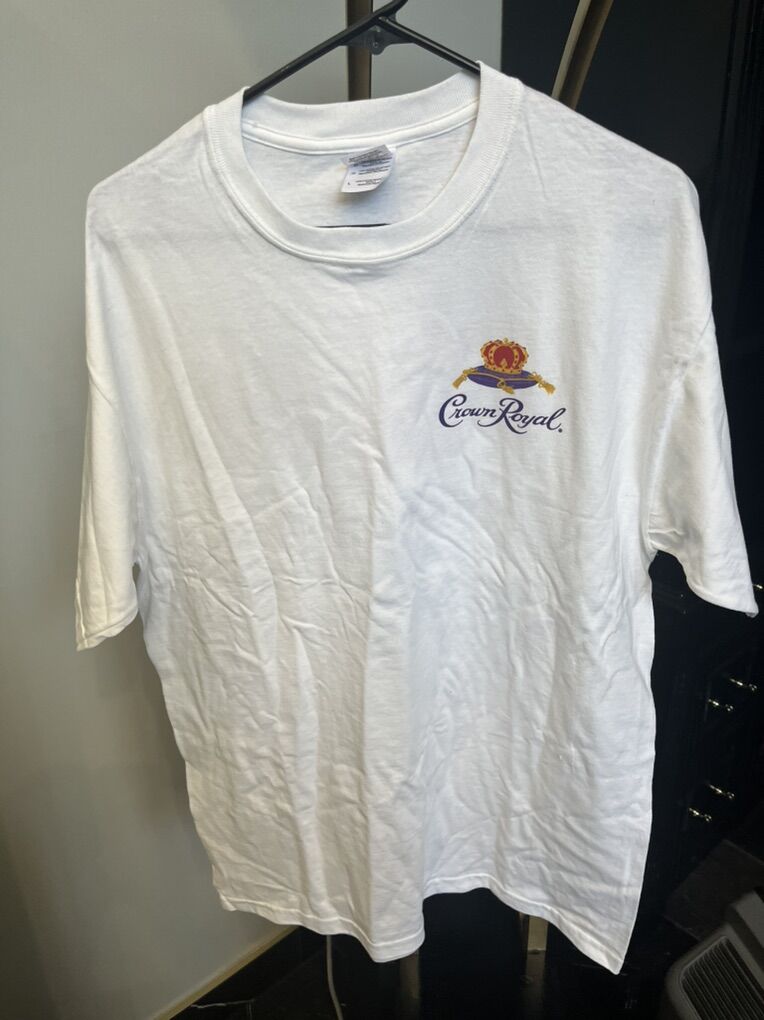 Brand Bew Vintage Crown Royal T-shirts