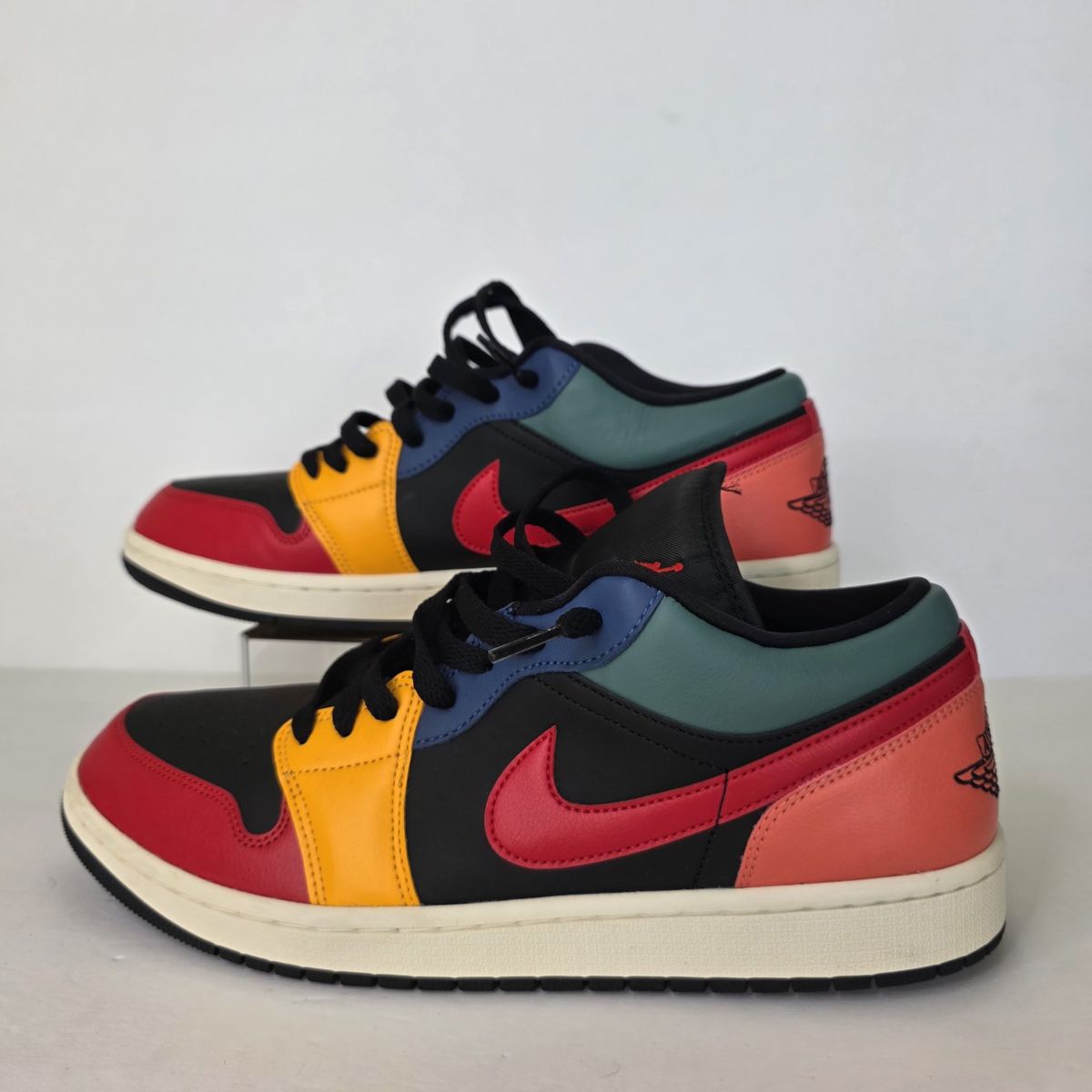 Jordan 1 low Womens size 12