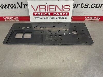 K350-2045-10 PLATE-FIREWALL CONNECTION