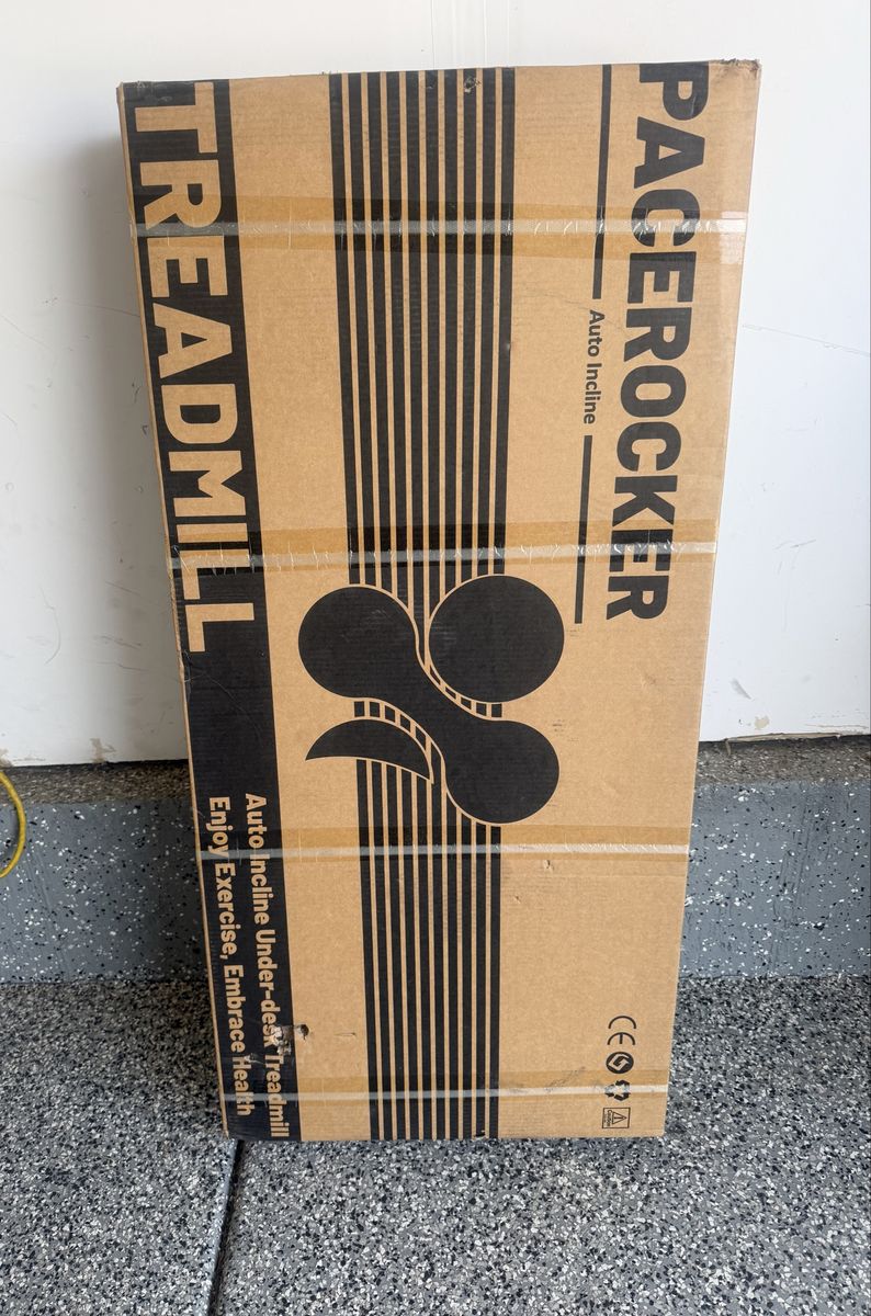 PACEROCKER Treadmill with Bluetooth Speaker