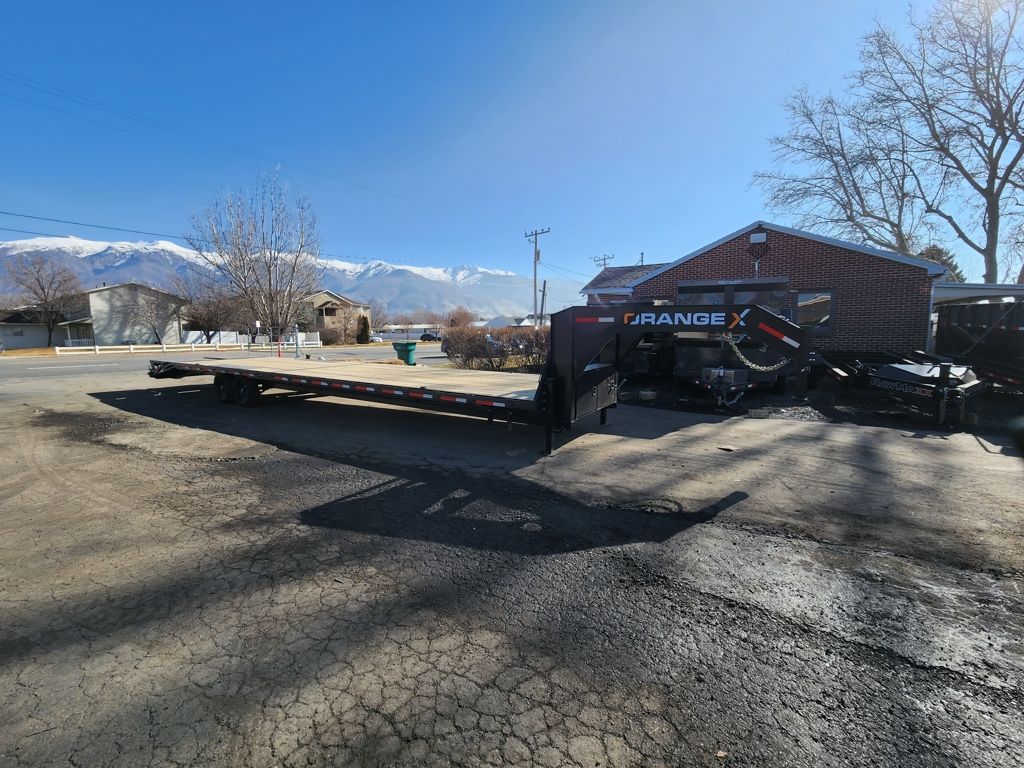 2026 RawMaxx 32' DKO Orange X 14K Flatbed Equipmen