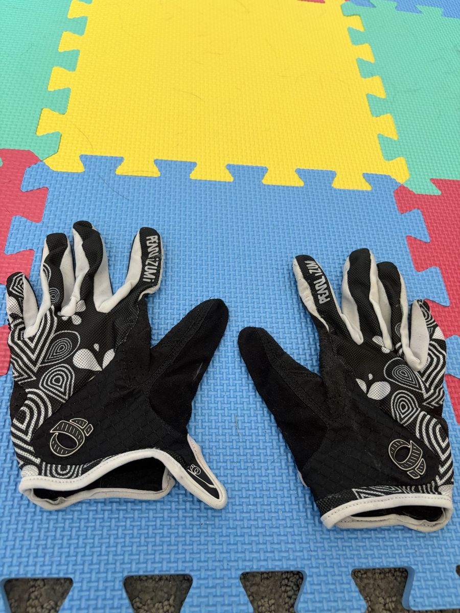Pearl Izumi Cycling Gloves - Black & White Full Finger Gel Padded Women’s size large