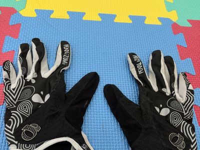 Pearl Izumi Cycling Gloves - Black & White Full Finger Gel Padded Women’s size large