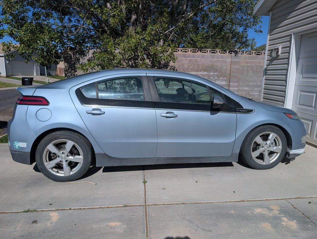 2014 CHEVROLET VOLT LT