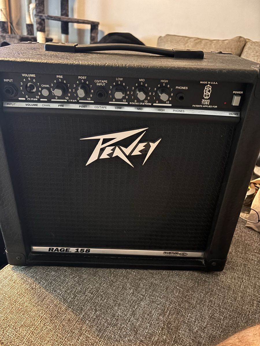 Nice Peavey Tage 158 Guitar Amplifier