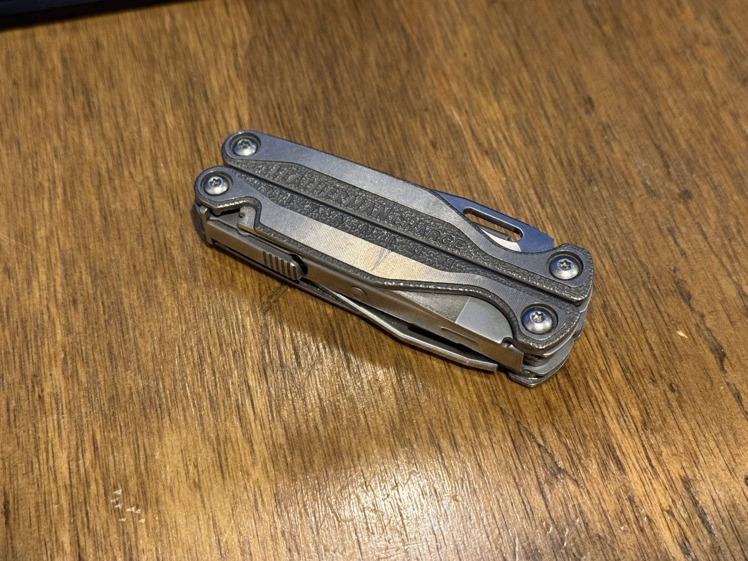 Leatherman Charge TTi Titanium MultiTool+Leather Sheath