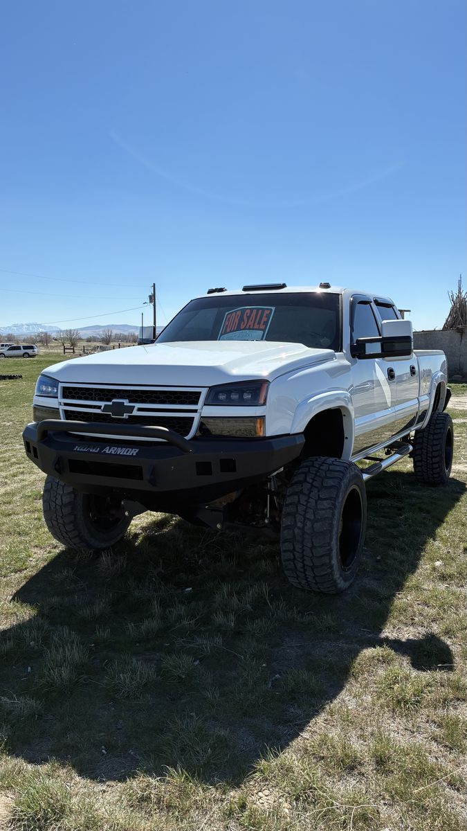 2005 Chevrolet Silverado 2500HD LS
