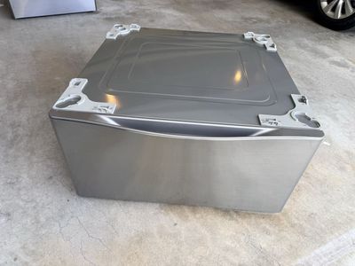 LG washer pedestals