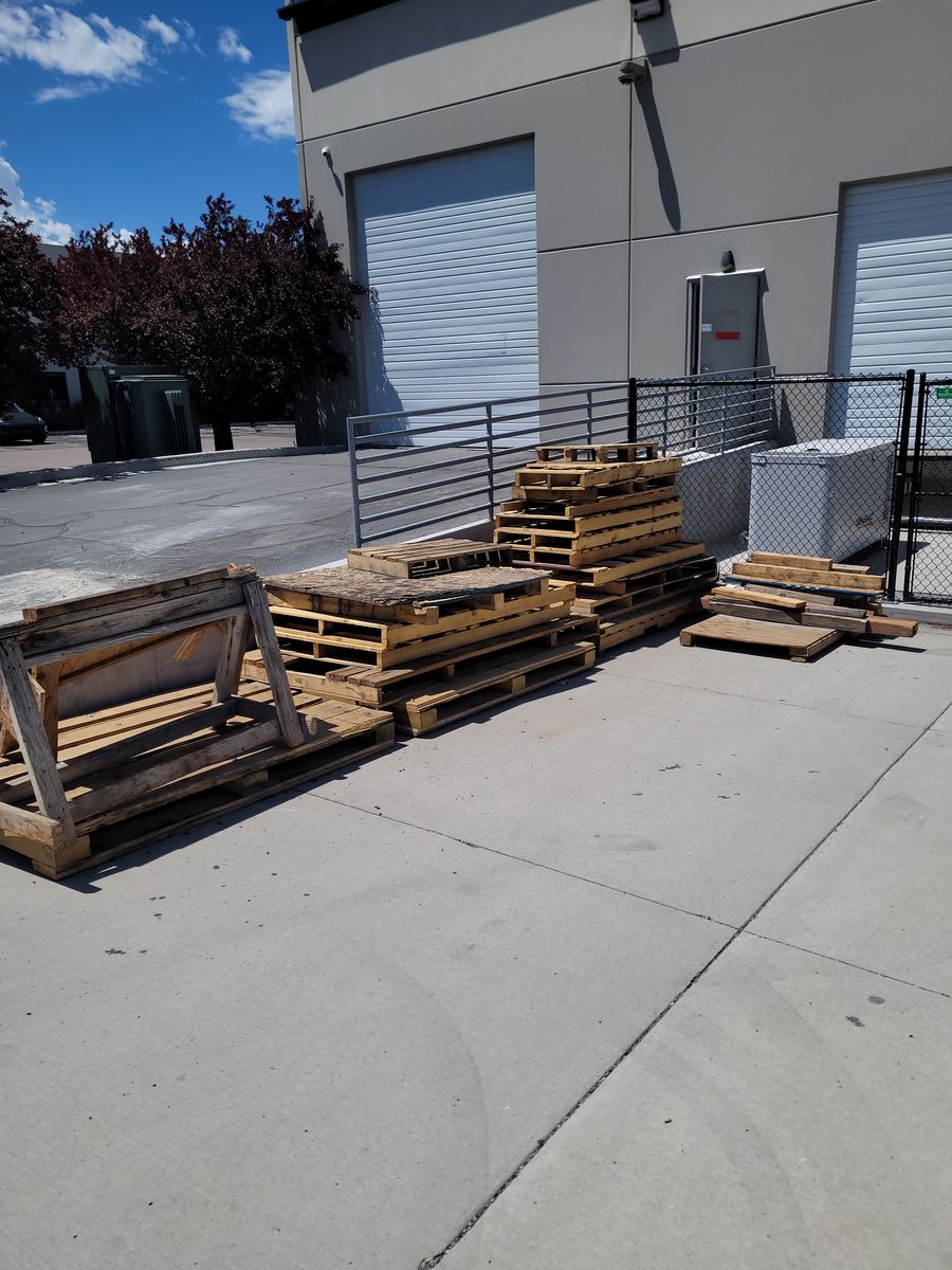 Free pallets
