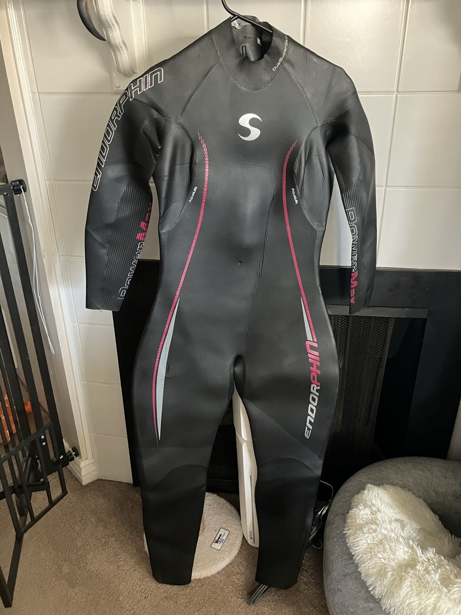 Women’s Synergy Endorphin Full Sleeve Triathlon Wetsuit - size W3