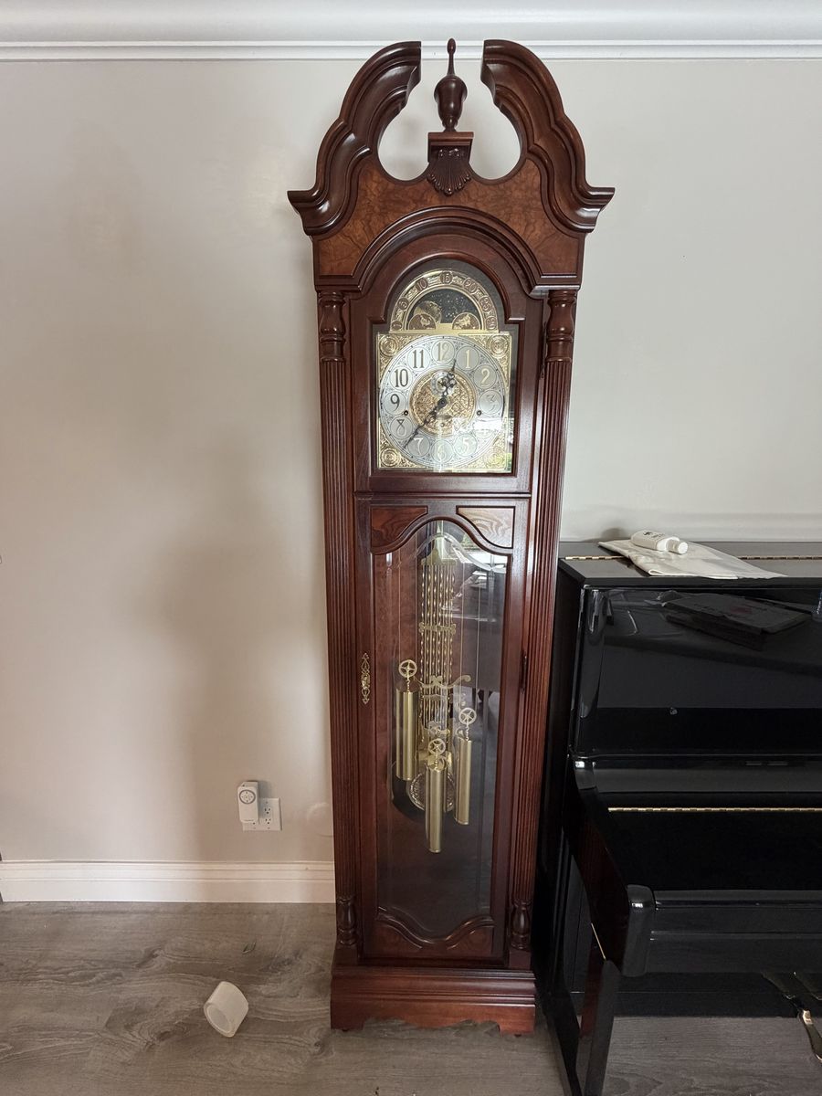 Howard Miller Grandfather Clock - excellent condition