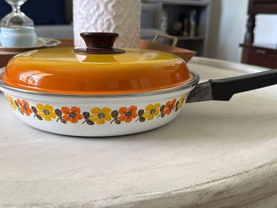 Vintage floral enamel pan with lid