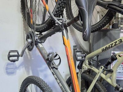 Trek Martin 5