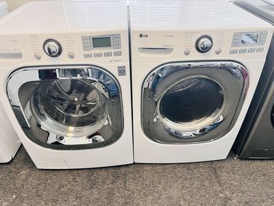 LG stackable or side by side washer and dryer set