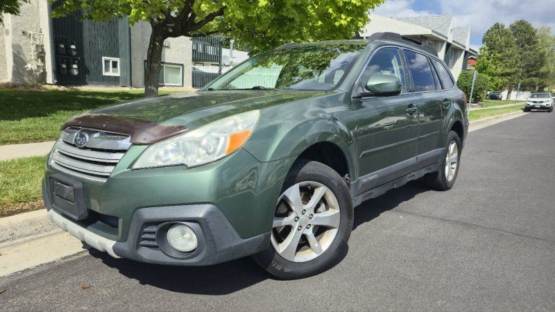 2013 Subaru Outback 3.6R Limited