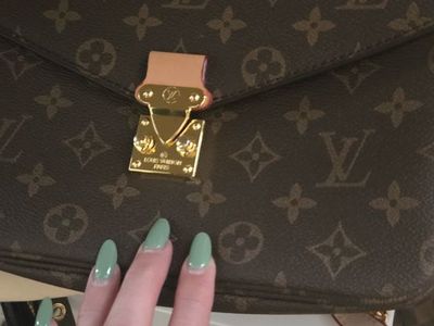 Lv purses