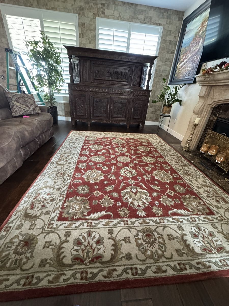 Safavieh Stratford Collection Hand Tufted Area Rug - Red/Ivory Floral - 8' x 10'