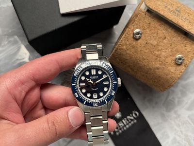 Tusenö Shellback V2 Automatic Swiss Dive Watch (Blue)