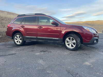 2013 Subaru Outback 2.5i Premium