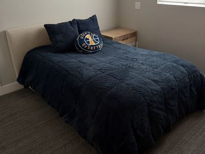 Bedroom set
