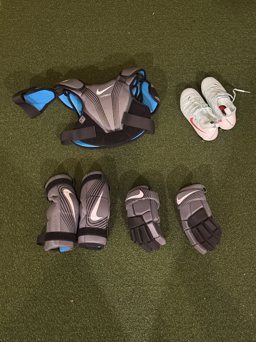 Lacrosse Gear Set - Pads, Gloves, Cleats