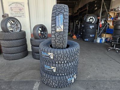SET 37X12.50R18LT BLACKHAWK RIDGECRAWLER R/T