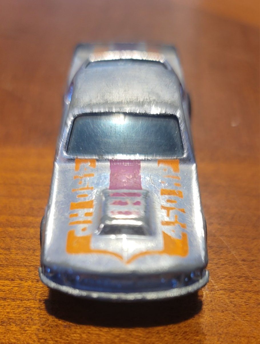 Main image 8
