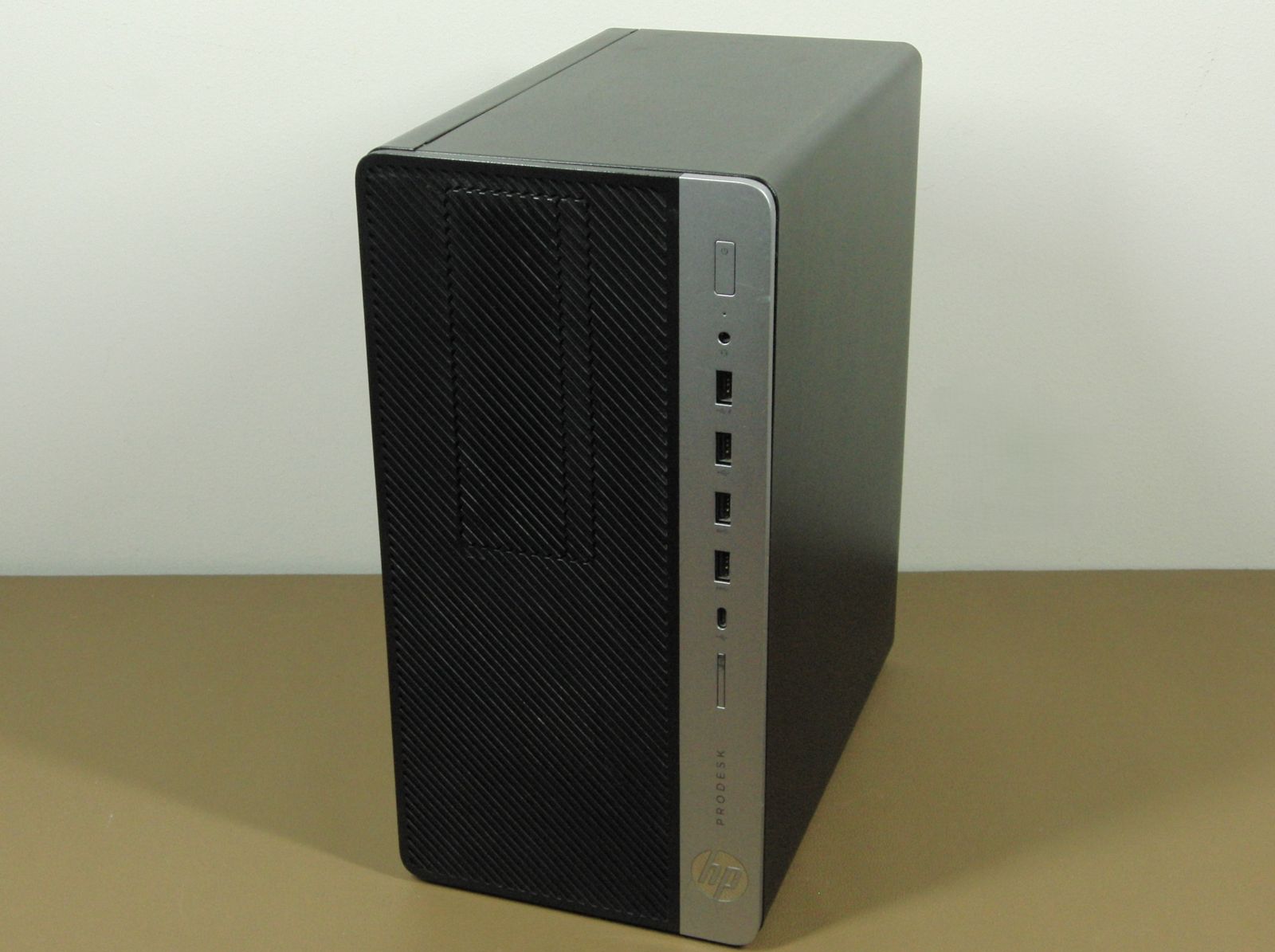 HP ProDesk 600 G5 i7 9700 500GB SSD/2TB 16GB R7 350X 4GB