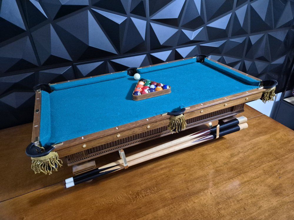 Vintage Brunswick Jewel Billard Table - By Franklin Mint Mini Pool Table. Excellent Conditions! 