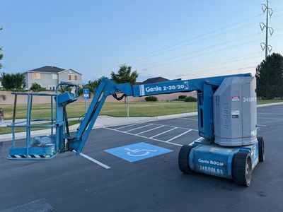 BOOM LIFT - GENIE Z45/25 J RENTAL