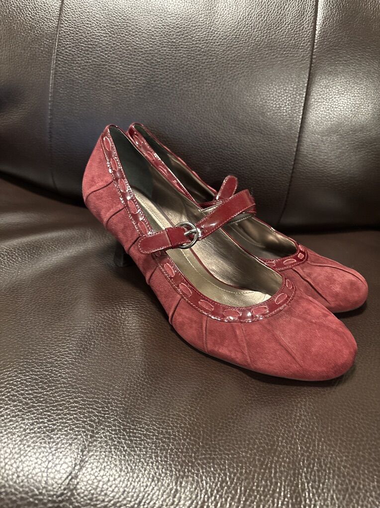 Franco Sarto Burgendy Leather Heels