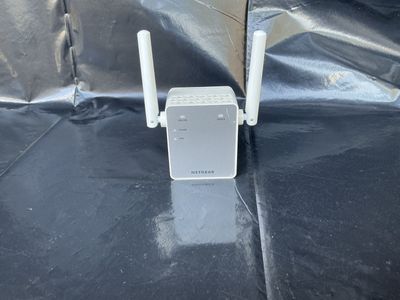 NETGEAR Wi-Fi Range Extender, Boost Your Wi-Fi Signal, Eliminate Dead Zones