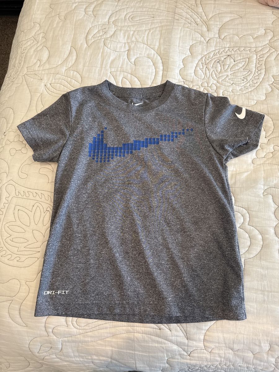 Nike Dry Fit Shirt Size 5–6