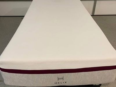 Helix Dusk Twin XL mattress
