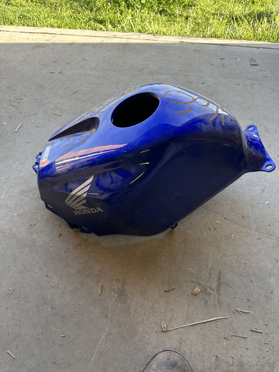 2004 Honda Cbr Tank Fairing