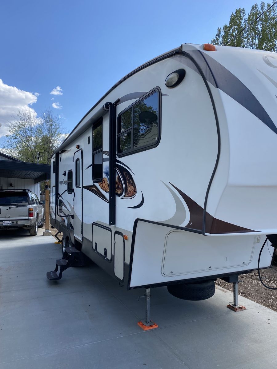 2012 Copper Canyon Travel Trailer -5th Wheel