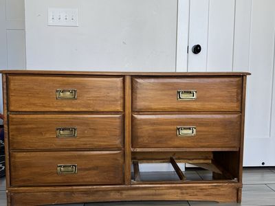 Solid wood dresser (missing one drawer)